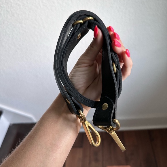 R. Riveter Hobby limited edition floral pattern purse NWT - Picture 10 of 14